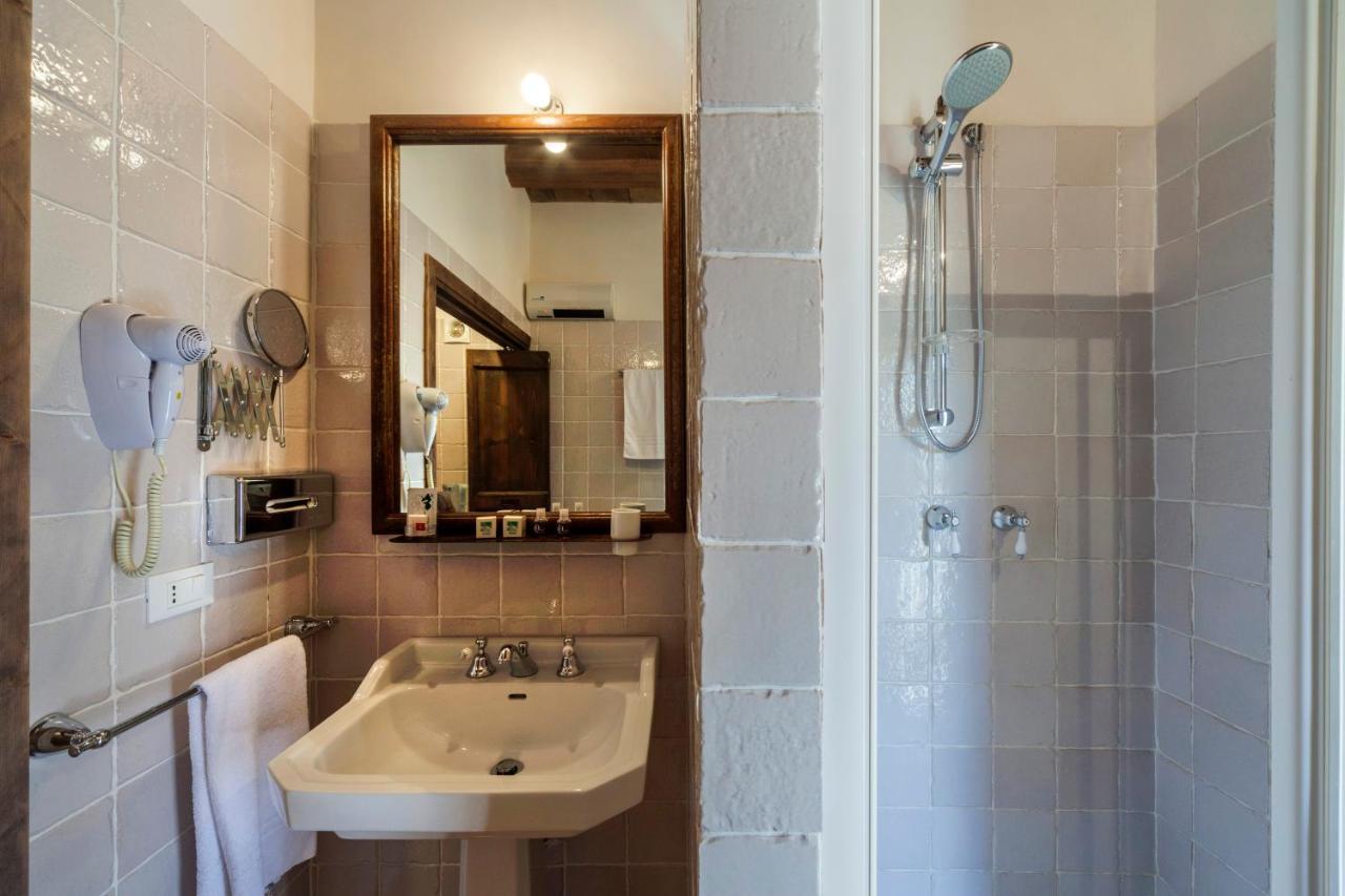 Masseria Fortificata Lo Zafferaneto Buccheri Εξωτερικό φωτογραφία