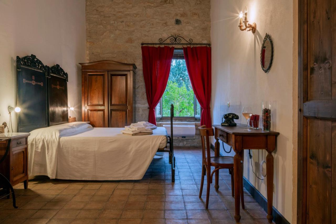 Masseria Fortificata Lo Zafferaneto Buccheri Εξωτερικό φωτογραφία